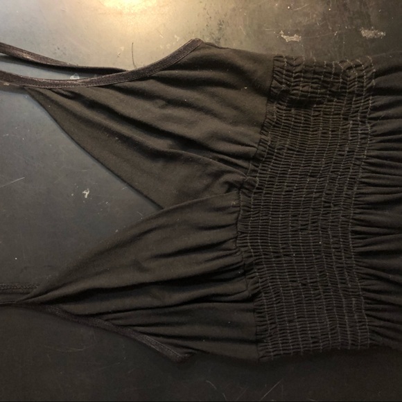 Simple Black Dress - Picture 5 of 6